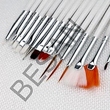 FIRÇA SET BEYAZ 15 PARÇA